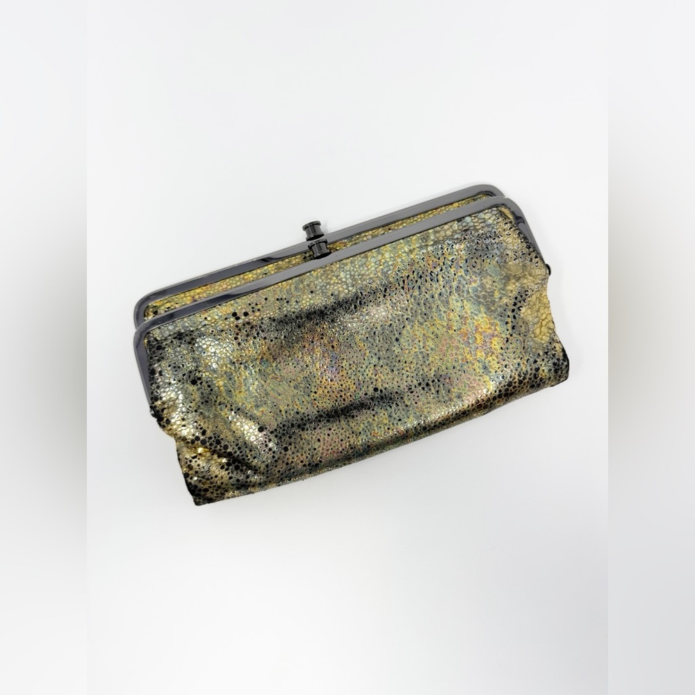 HOBO The Original Lauren Iridescent Halo Stingray Leather Clutch Wallet RARE